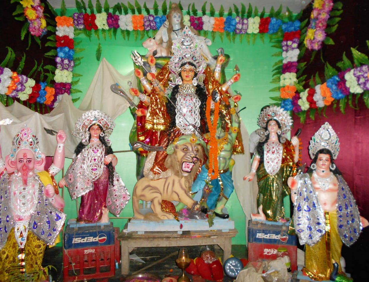 Devi temples, devotees descended pandals