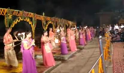 Guests of international buddhist conclave participated in Ganga Aarti