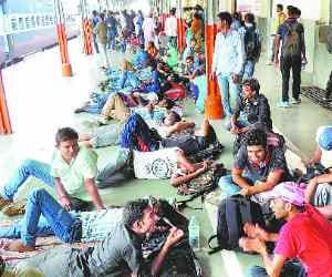 Four pairs of trains canceled, upset Passenger