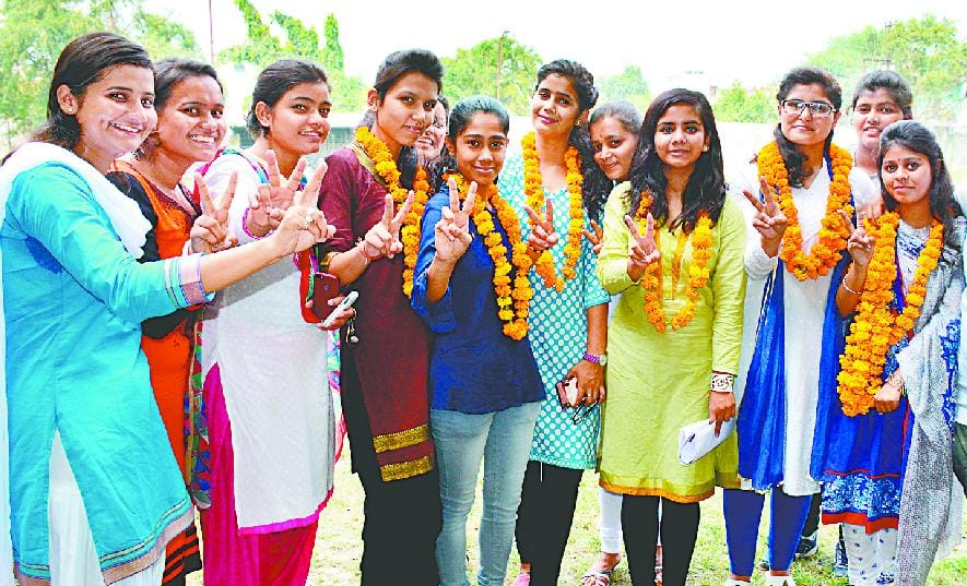 Manju, including all eight candidates elected unopposed as president of the fixed