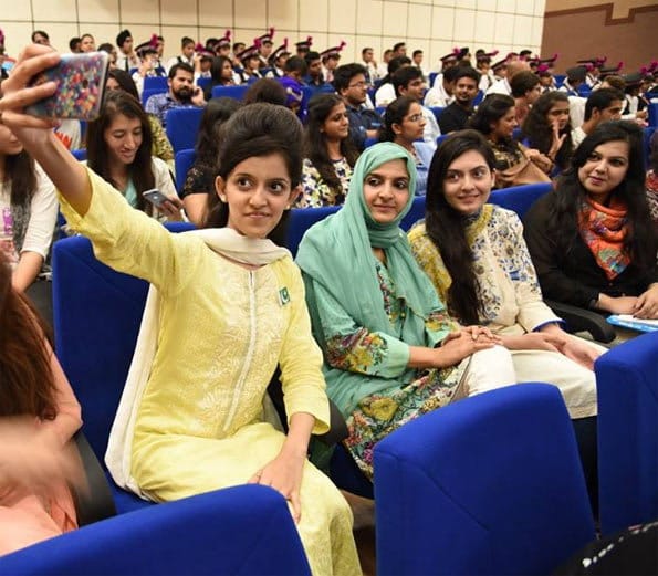 stress on border after surgical strike and pakistani girls returned back safely, praised india