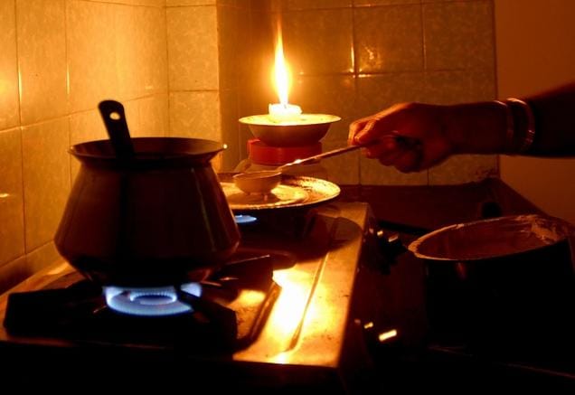 power cut in 26 sectors of chandigarh due to problem in sub station