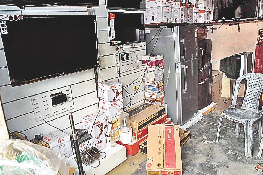 Electronic Shop breached, millions made goods