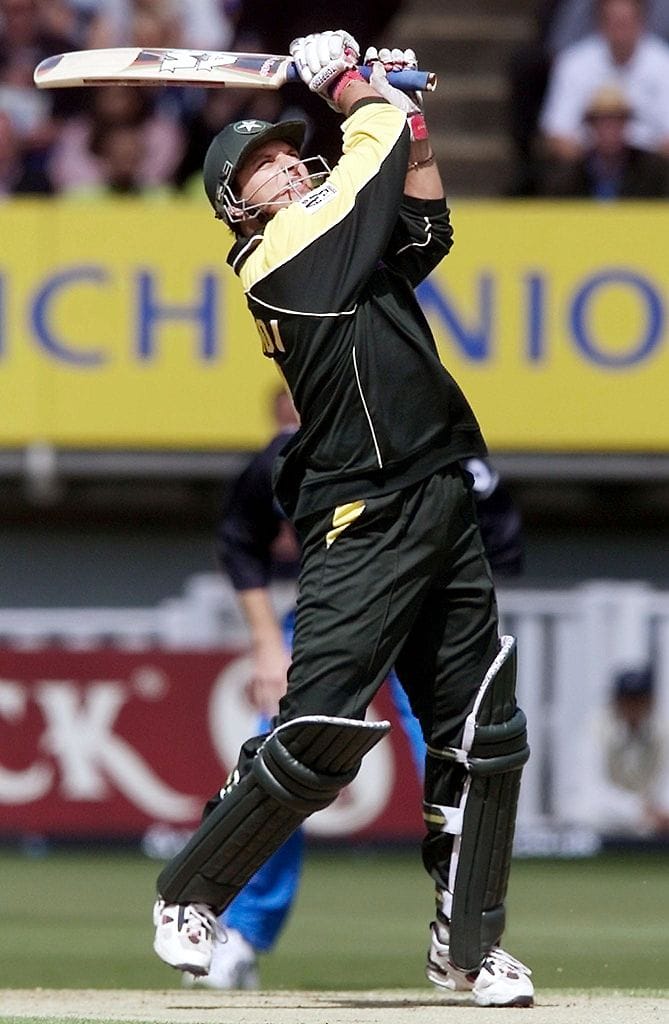 Shahid Afridi Smashed A Ton in Just 37 Balls Against Sri Lanka in 1996