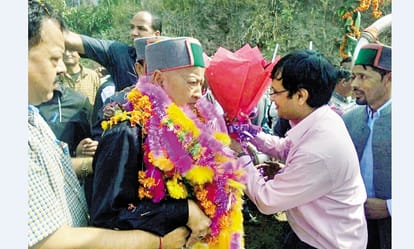 CM Virbhadra Singh at Kot Kali Temple Rampur.