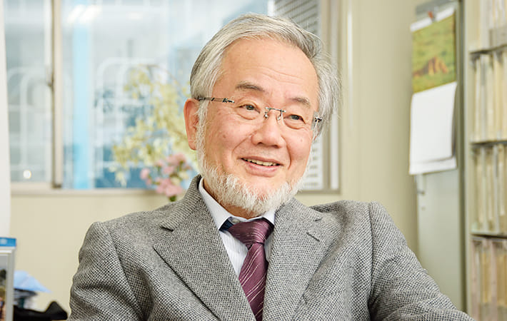japan's Yoshinori Ohsumi Awarded Nobel Prize in Physiology or Medicine