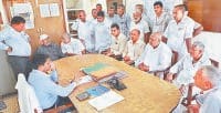 Adhtion rage against arbitrary paddy procurement, Kurukshetra, Ladwa
