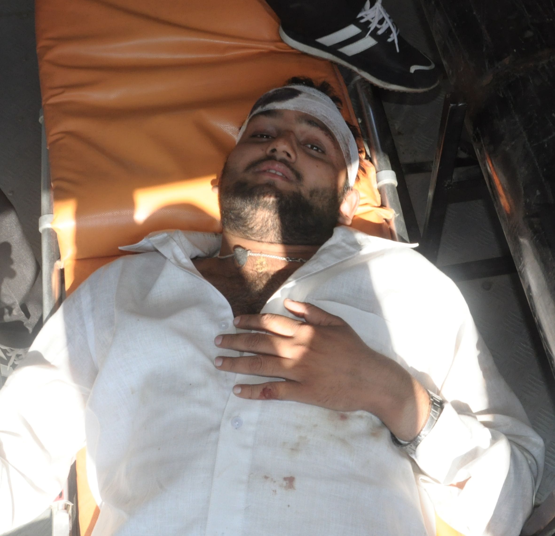 student leader of allahabad university died in car accident