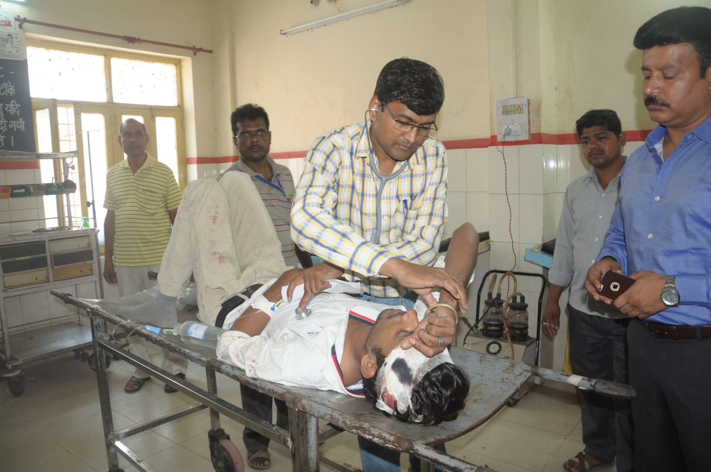 student leader of allahabad university died in car accident