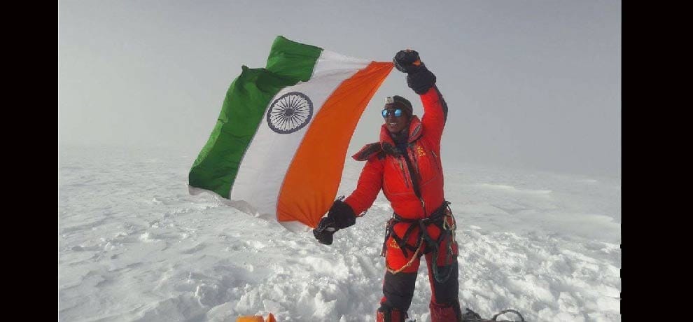 arjun vajpayee became youngest mountaineer to climb 5 mountains above height of 8000 meters