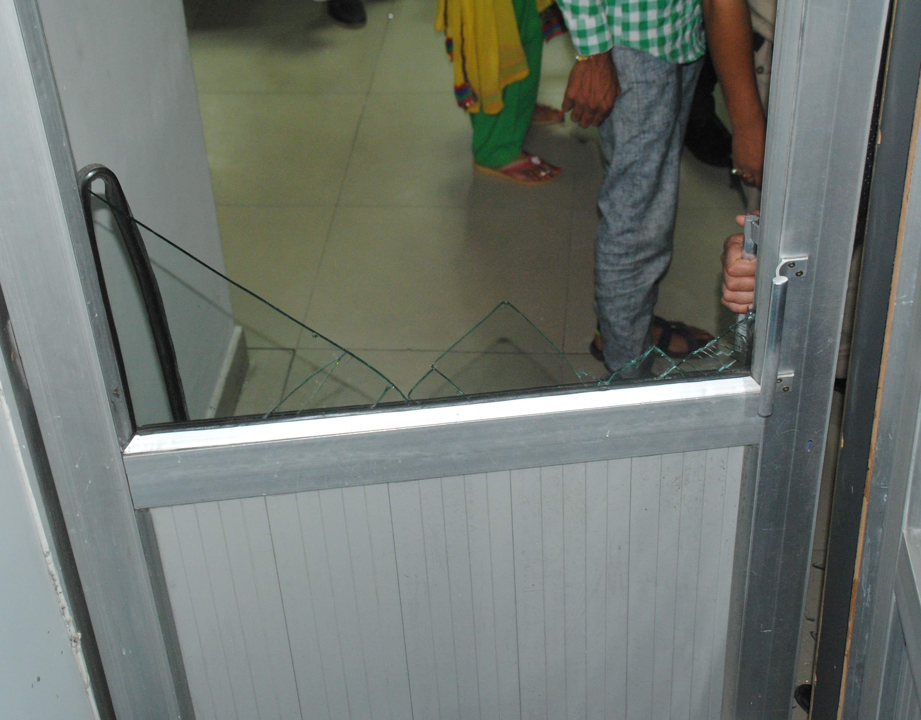 breakage in hospital after patient death.