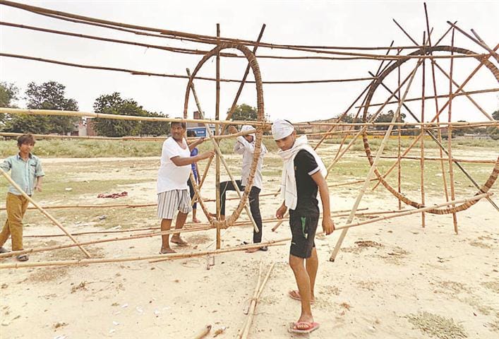 This time will be 65 feet of the effigy of Ravana