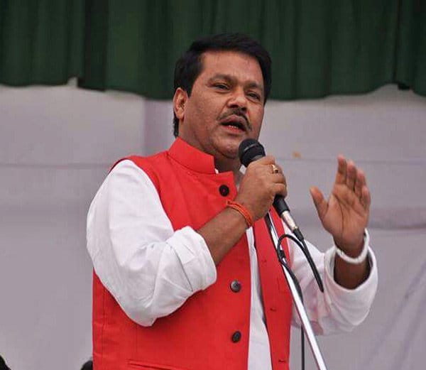 SP insulted me by taking ministry: Raj Kishore