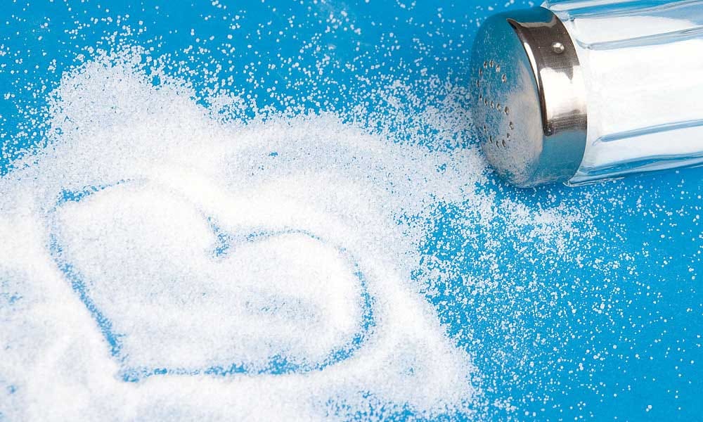 People throng shops to buy salt after price rise rumour