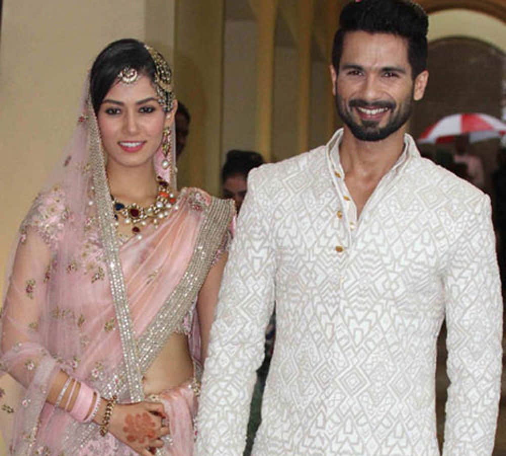 shahid kapoor share romantic pic with his wife