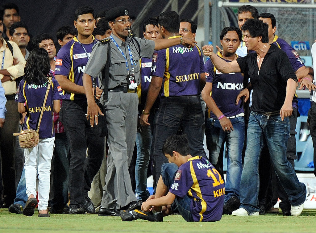 Shah Rukh Khan Welcome at Wankhede Stadium Again