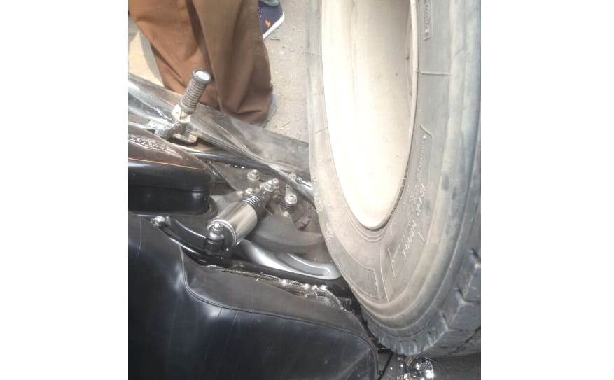 asi dead in accident, wife and children injured