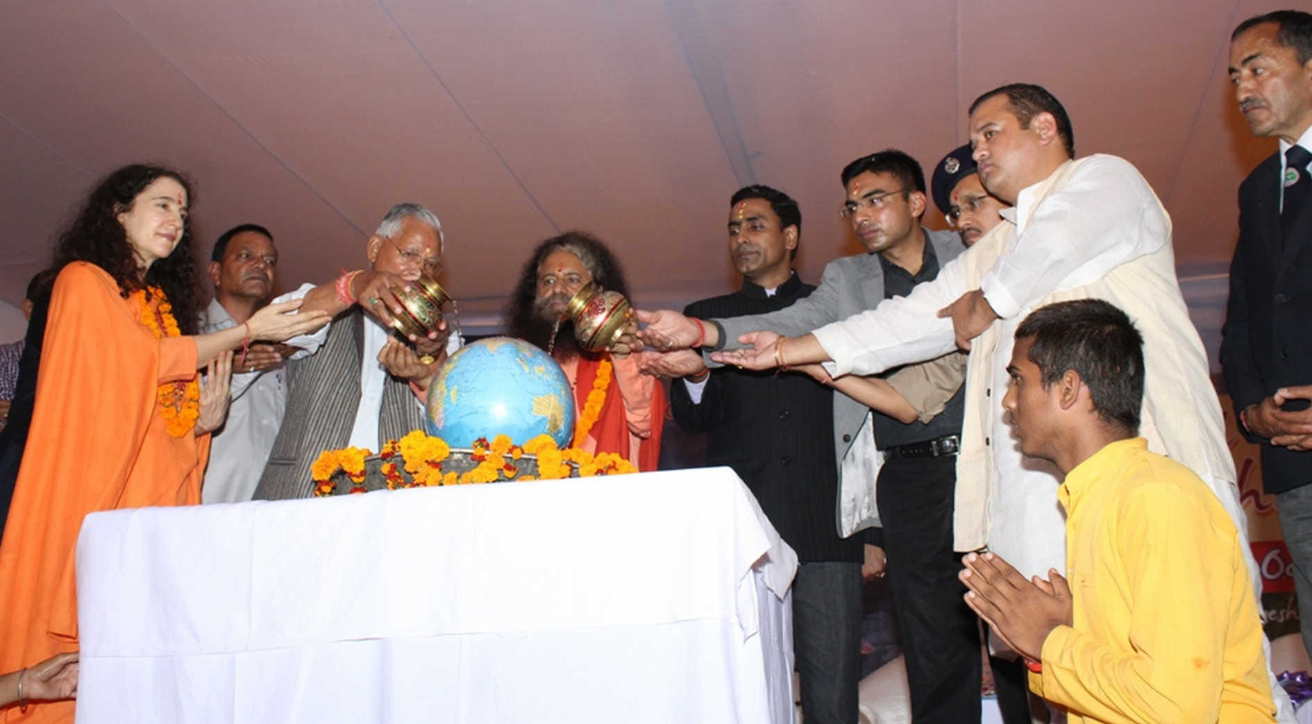 international yoga festival starts in jageshwar dham.
