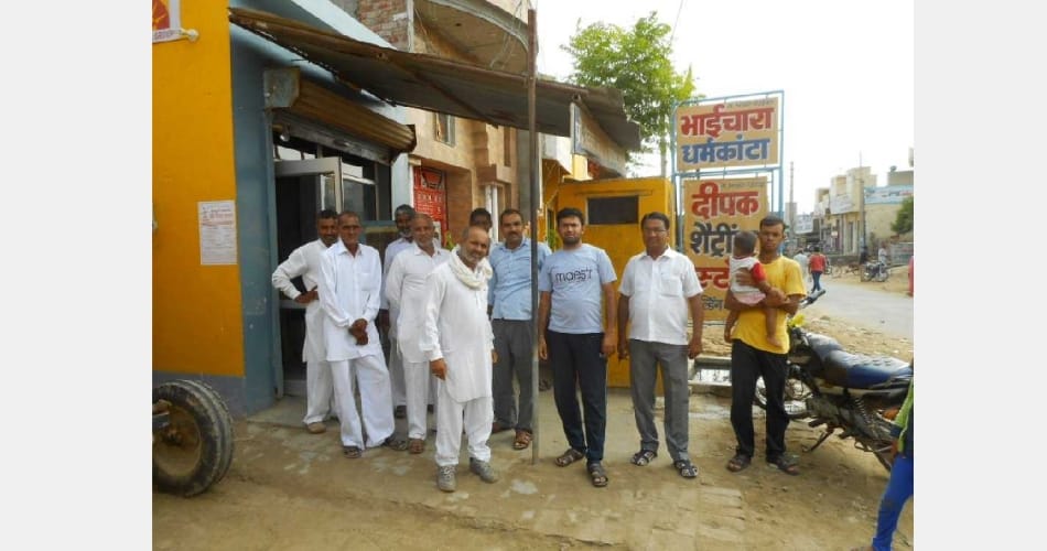 No ambulance arrived, the woman gave birth on the way to the toilet