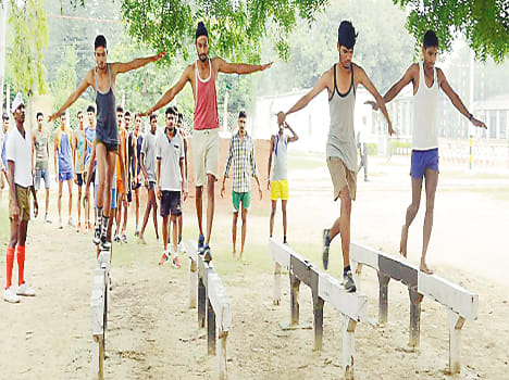 Recruiting the youth in the spirit of national service