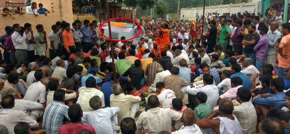 iklakh murder accused wrap in tricolor, leaders giving controversial speeches