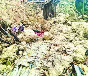 Houses destroyed by the rain, baby's death