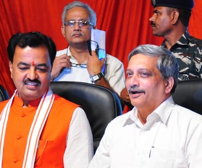 borders of India is completely safe in Modi govt says manohar parrikar.