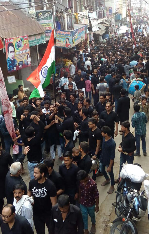 tricolor waved in Moharram 