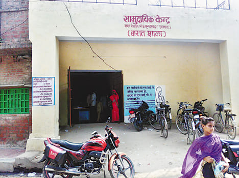 PHC ganjmuradabad house shifted in procession