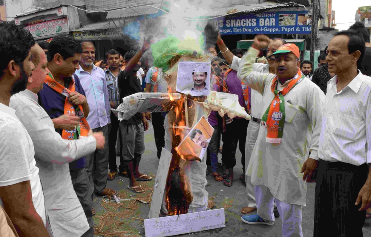 kejriwal, bjp, protest, army, rohtak, haryana