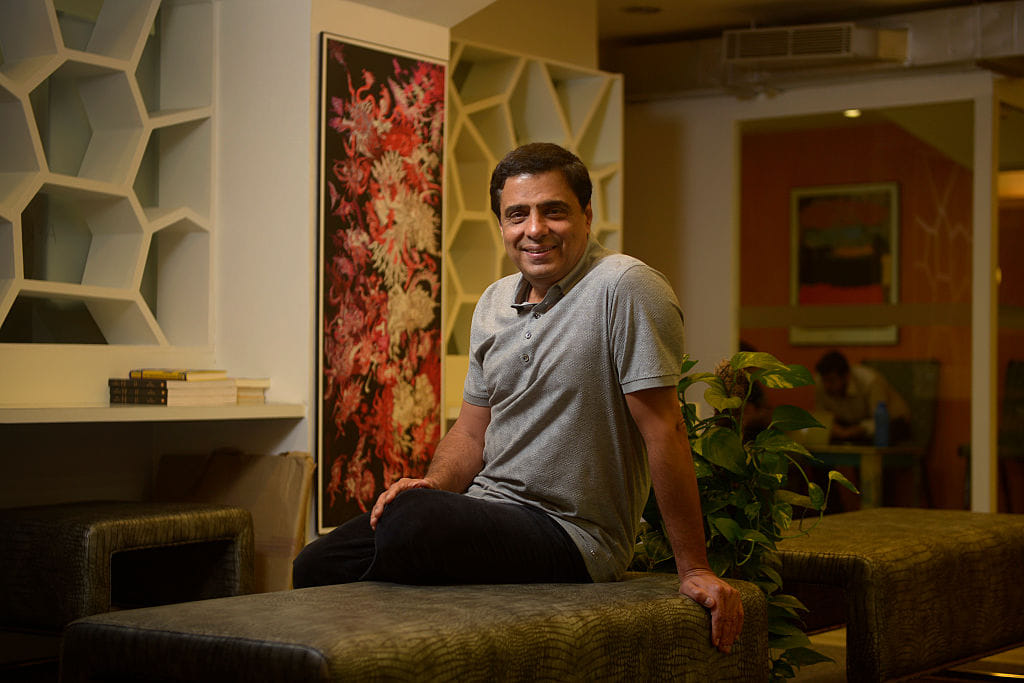 Karan Johar Vidya Balan and Kangana Ranaut supporting Ronnie Screwvala online classes