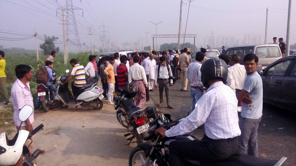 school van collides with swift car, 1 student died on the spot