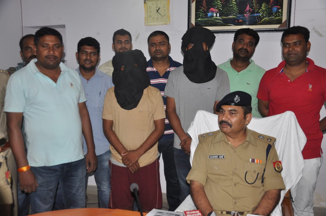 Two robbers arrest in robbery case of gola petrol pump