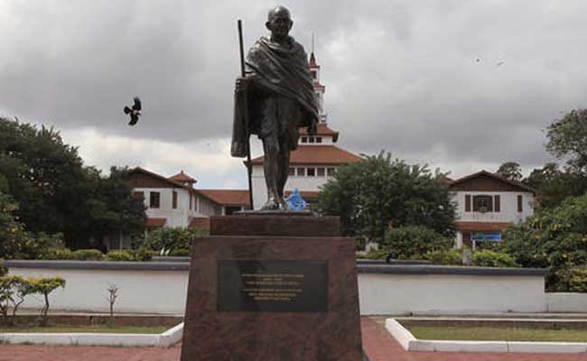 Ghana wants to remove Gandhi statue from univarsity campus