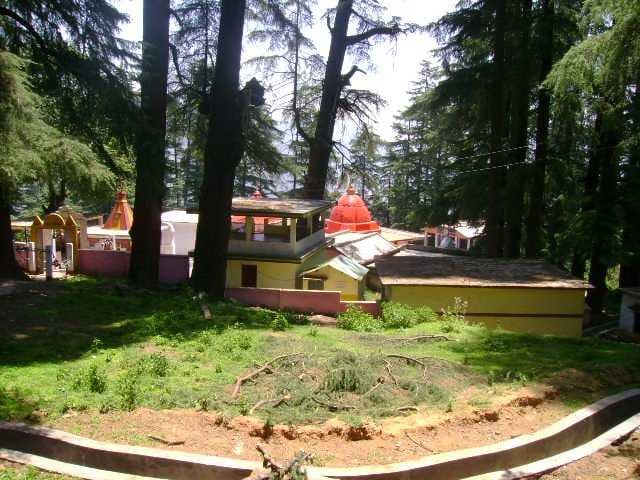 mahakali temple in gangolihat