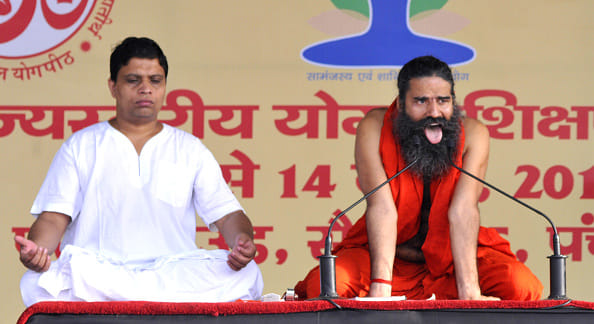 Patanjali about to enter in Textile market, Big brands are approached Baba Ramdev