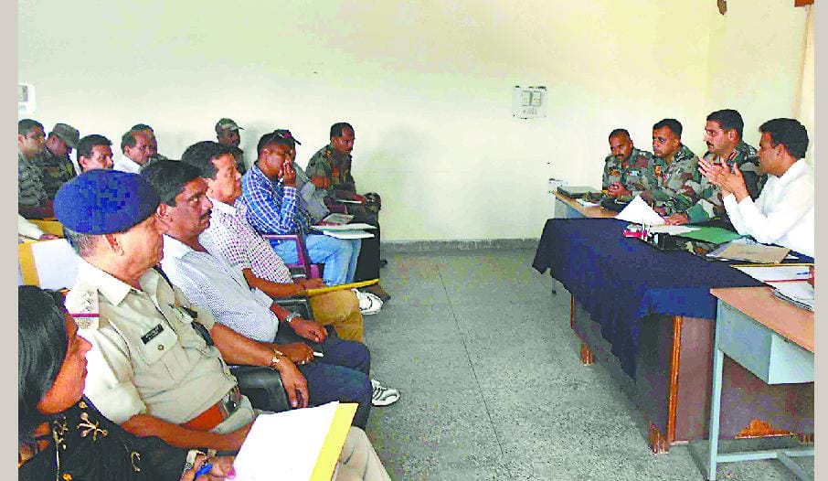 Safety instructions to the army recruitment rally