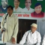 बस्ती में राष्ट्रीय लोकदल के कार्यकर्ता सम्मेलन को संबोधित करते प्रदेश अध्यक्ष डा. मसूद अहमद। 