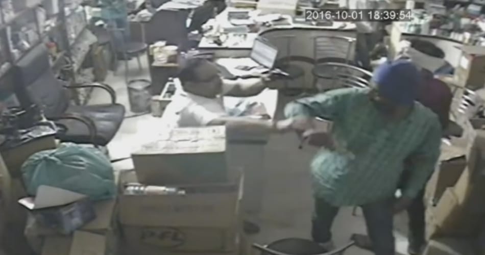 four criminals entered the medical store in taran taran punjab and after that