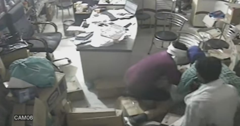 four criminals entered the medical store in taran taran punjab and after that