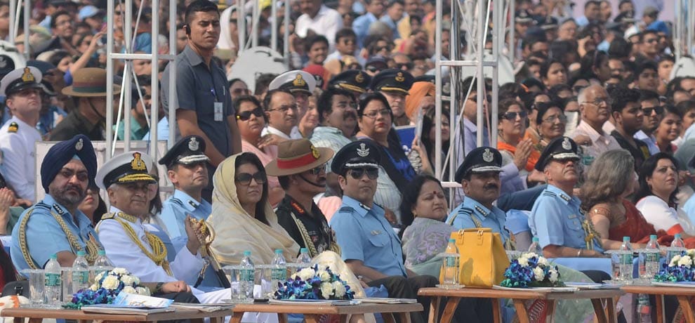 sachin attends 84th air force day at hindon air base, world sees first made in india fighter plane 