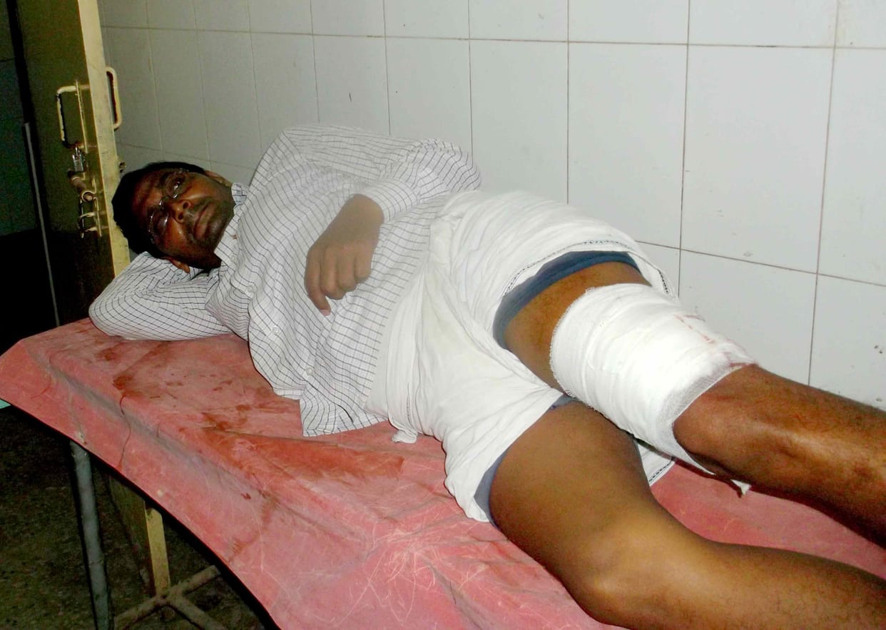 Failed to plunder miscreants shot worker