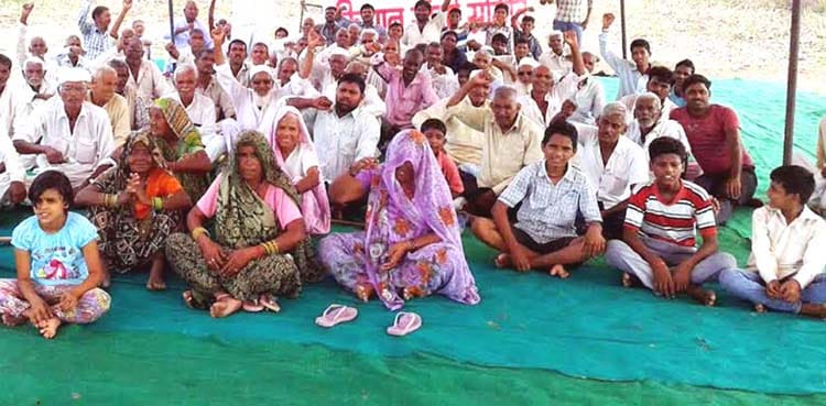 The train will stop 18 panchayat villages today
