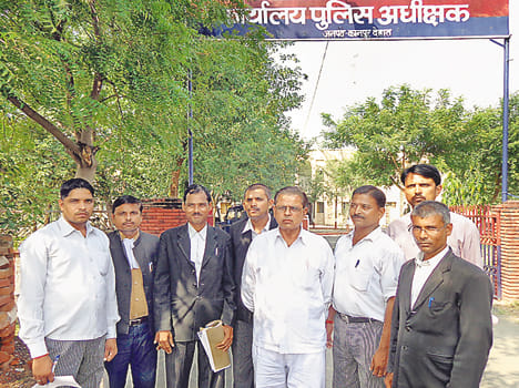 Advocate SP met Sho demand action