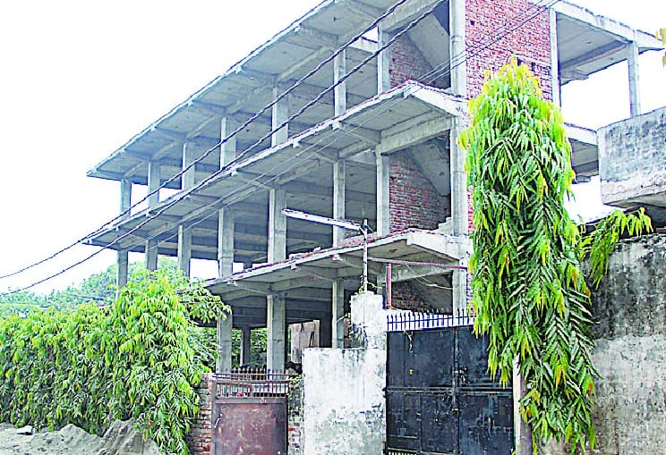 Illegal construction in connivance