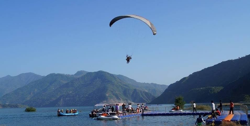 jet ski championship in uttarakhand tehri dam lake.
