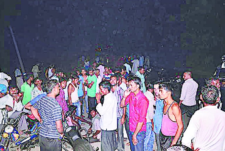 Villagers had jammed, Hungama
