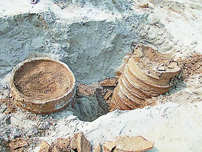 ring well of ancient colony found in Banganga 