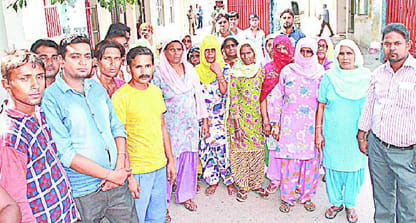  Against eight people in an attack on a youth report