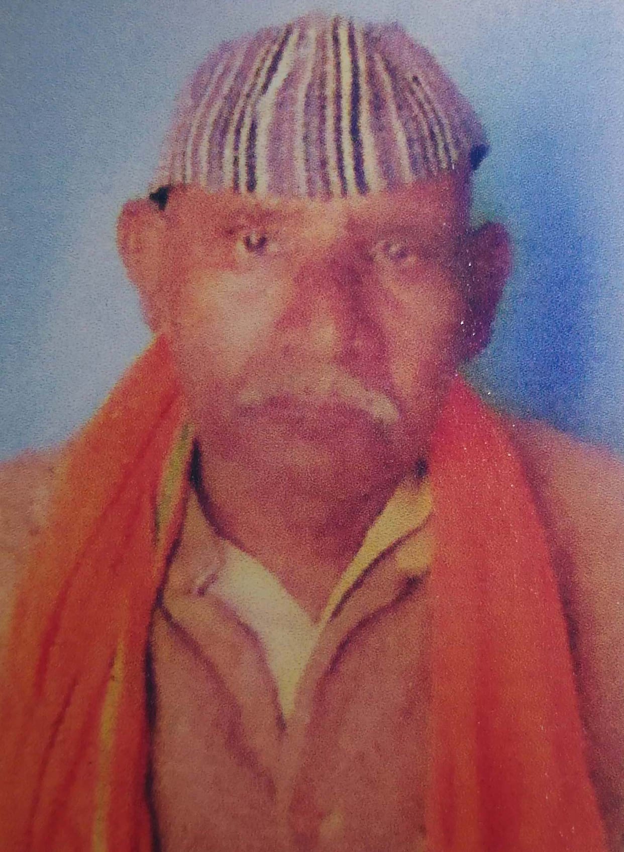 Democracy fighter died after falling from roof 